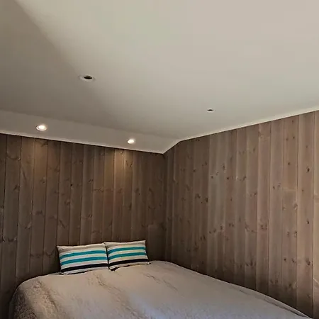 Sjotun Apartman *